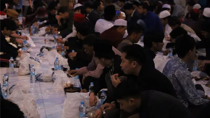 موعد أذان المغرب اليوم السادس من رمضان