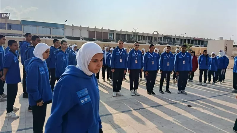 مدير «تعليم البحر الأحمر» يتفقد مدرسة 