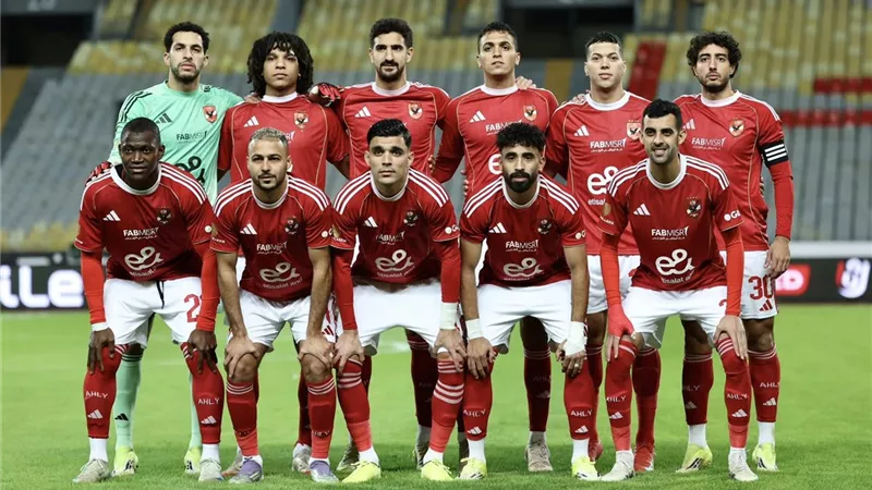 لقطات من فوز الأهلي على سموحة بهدف دون رد بالدوري المصري 