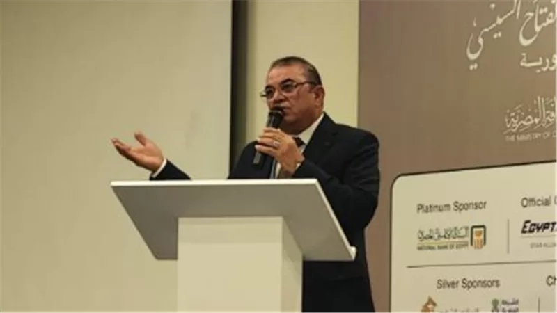 أحمد نبوي: رمضان حالة وجدانية تترك أثرها في النص الشعري دون استئذان|خاص 