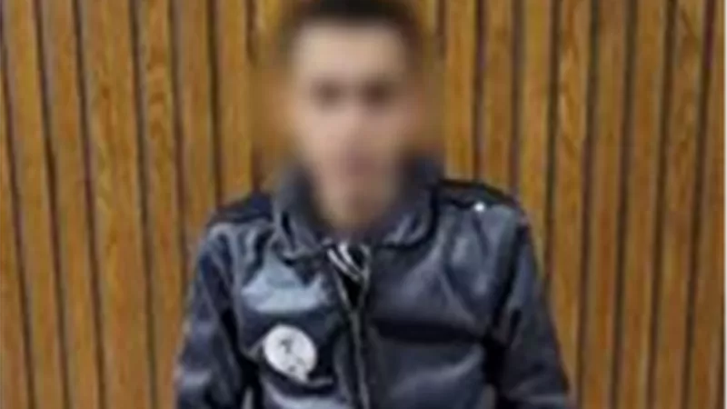 بسبب مزاج المخدرات.. ضبط عاطل عذب والدته بسلك كهربائى بالإسكندرية 