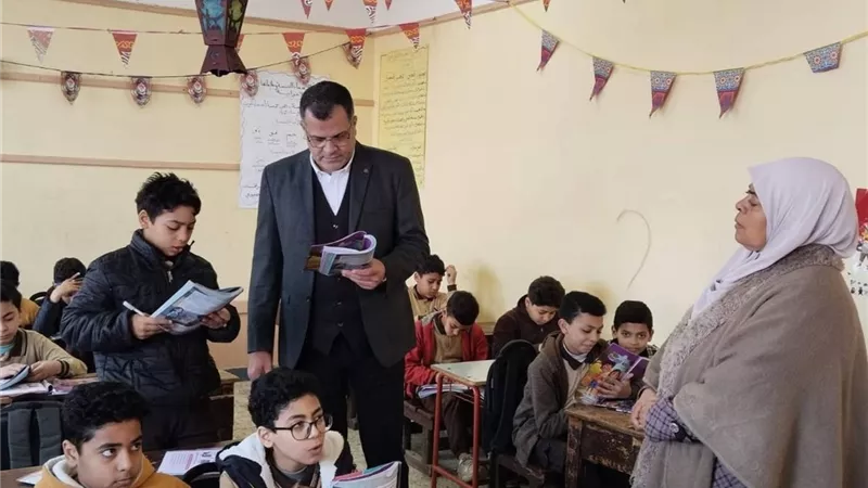 وكيل «تعليم دمياط»: الالتزام بالتقييمات أساس التميز
