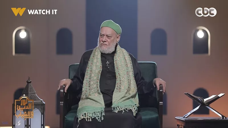 علي جمعة: لا تتجسس على ابنك عند بلوغه 18 سنة