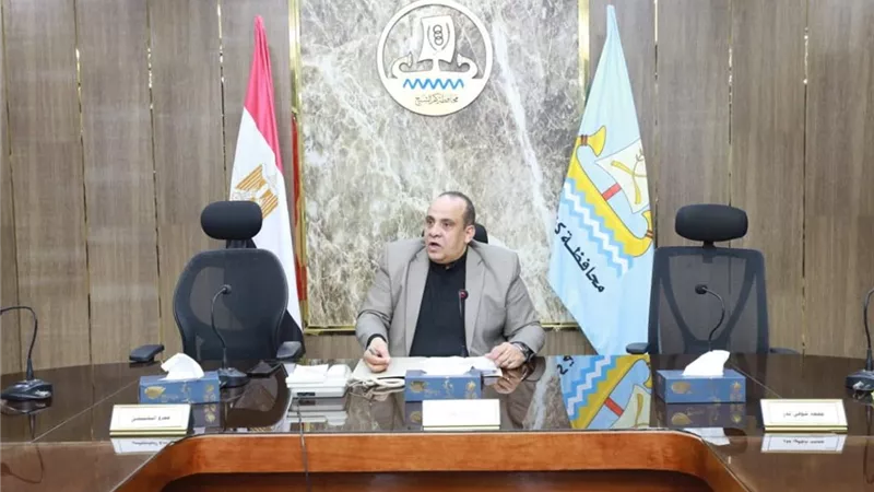 سكرتير عام مساعد كفر الشيخ يبحث سبل حل أزمة الإسكان المتراكمة 