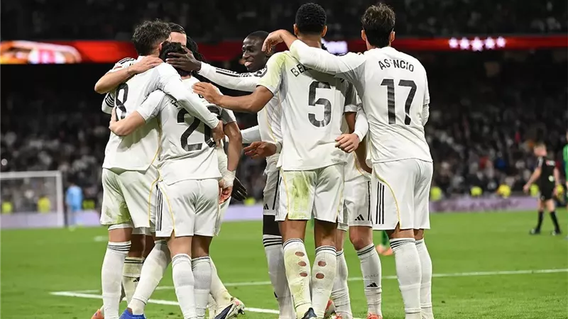 بايرن ميونخ يهزم ريال مدريد في عقر داره بدوري أبطال أوروبا 