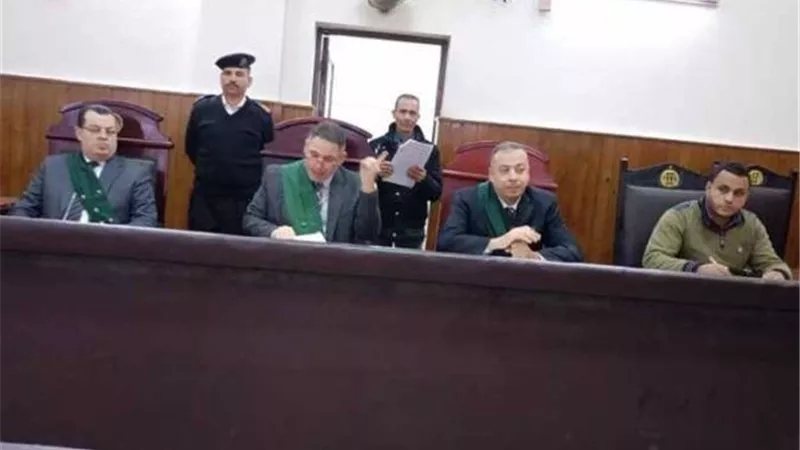 جنايات المنيا تعاقب 3 متهمين بالاتجار في الحشيش والميثامفيتامين