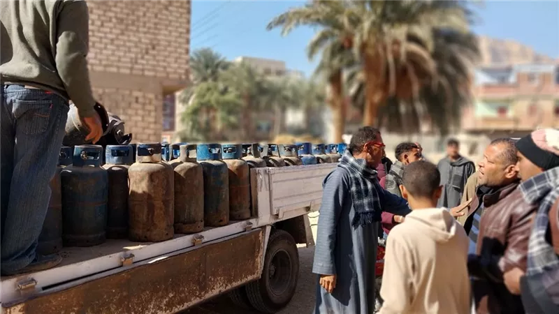 لتلبية احتياجات المواطنين.. ضخ 29 ألف أسطوانة بوتاجاز بمختلف مراكز قنا