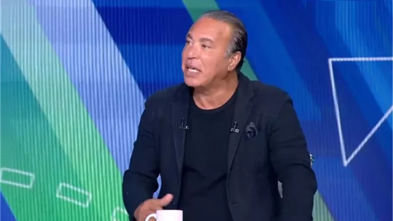 أيمن يونس يحذر معتمد جمال: تغييراتك أربكت الزمالك أكثر من الخصم