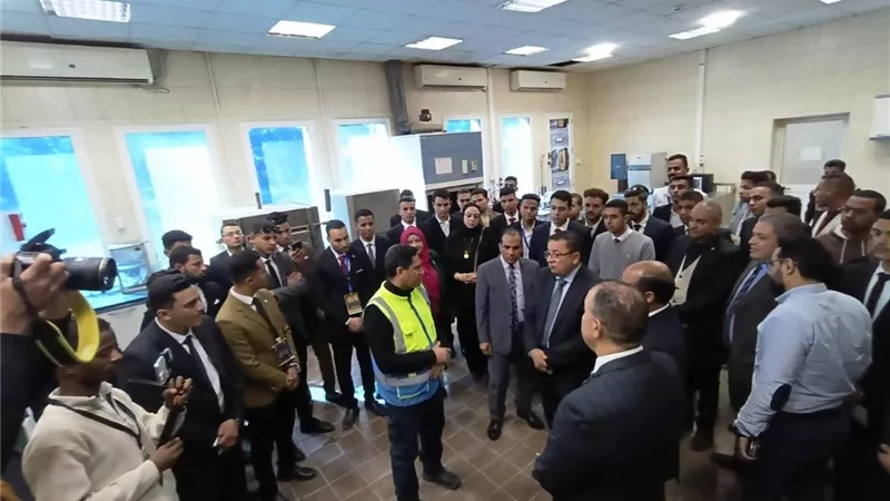حقوق أسيوط : زيارة لمصنع أسمنت التعمير وإفطار جماعي لـ 170 طالباً 