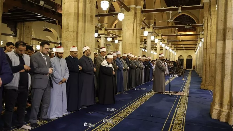 ليلة 25 رمضان.. بث مباشر لصلاة التراويح من الجامع الأزهر