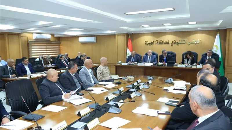 محافظ الجيزة: لن نتهاون في اتخاذ الإجراءات القانونية لمواجهة التقصير
