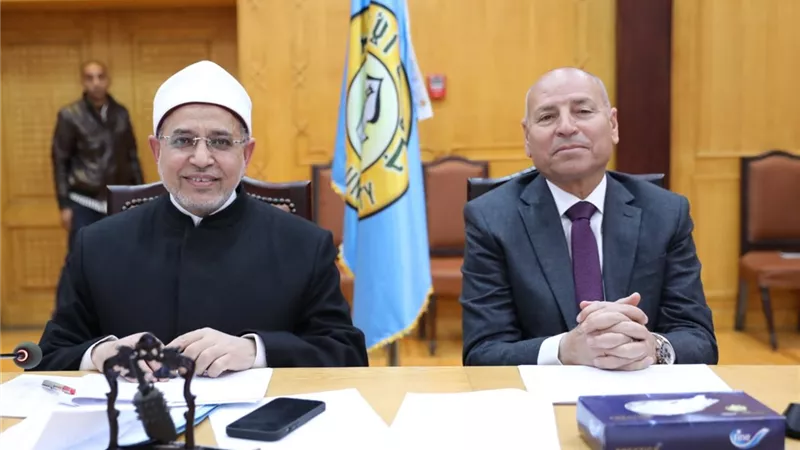 محافظ القاهرة يثمّن دور مستشفيات الأزهر في خدمة المجتمع
