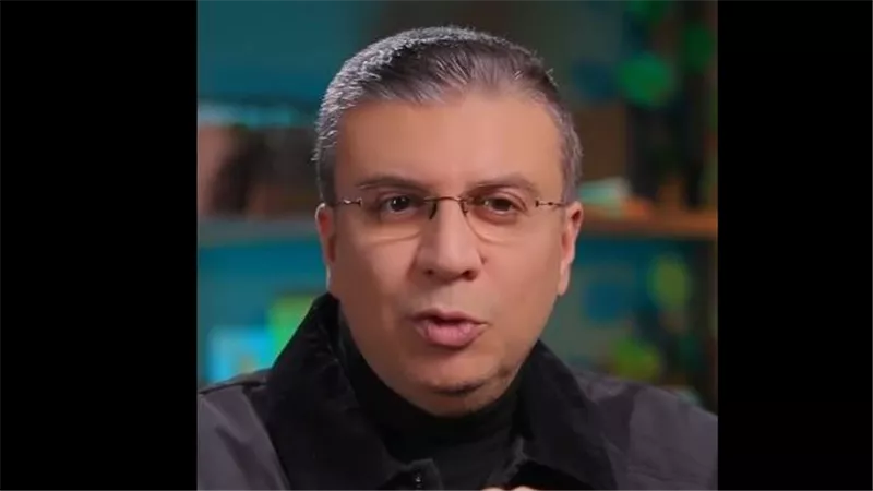 عمرو الليثي: لا تعلق قلبك بأحد وكن 
