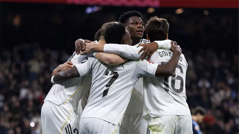 ريال مدريد يتعادل مع بنفيكا في الشوط الأول بدوري أبطال أوروبا