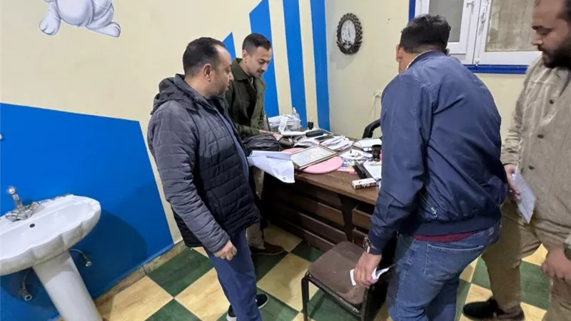 غلق وتشميع 11 منشأة خلال حملة موسعة بسوهاج