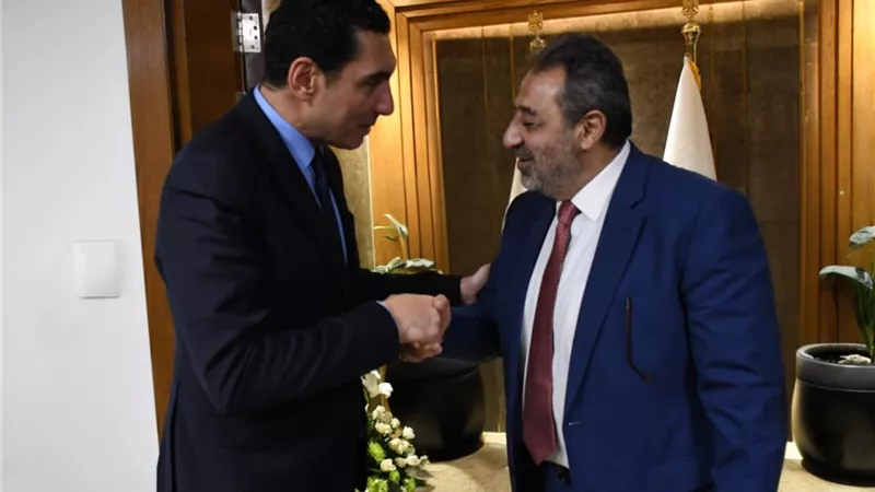 وزير الشباب والرياضة يستقبل مجدي عبد الغني لبحث دعم المبادرات الرياضية 