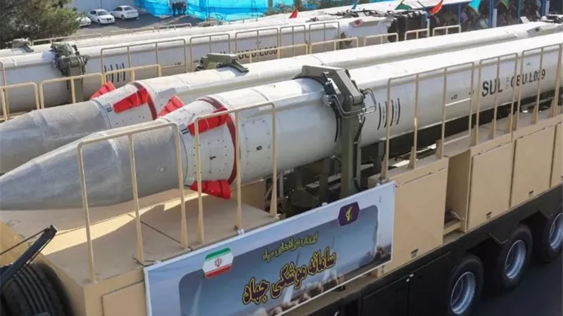 مسؤولون في إيران: ردنا على أي هجوم أمريكي سيكون عنيفاً