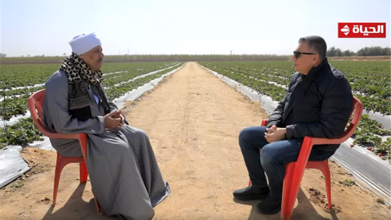 «أجمل ناس» من الصعيد إلى العالمية.. حكاية فلاح تحدّى الصحراء|فيديو