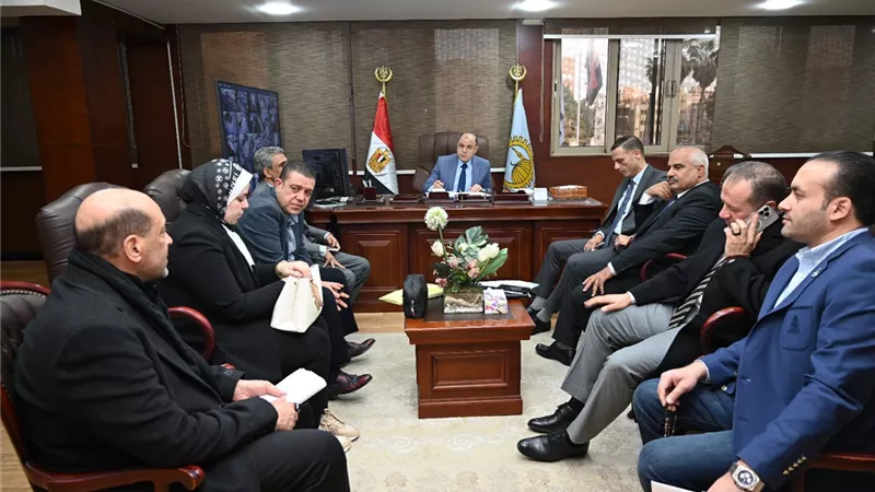 محافظ الغربية يستقبل أعضاء مجلسي النواب والشيوخ لبحث مشكلات الدوائر