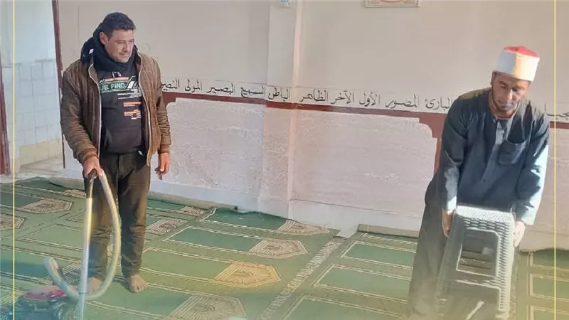 «أوقاف كفر الشيخ» تواصل حملات النظافة والتعقيم بمساجد المحافظة