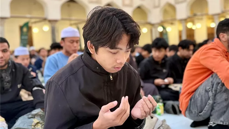 تحقق طلبه المستحيل.. دعاء سيدنا زكريا المستجاب للذرية الصالحة