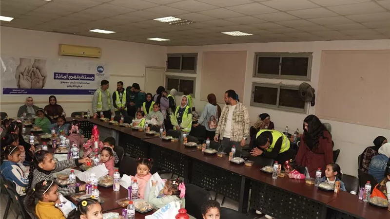 مستقبل وطن ينظم إفطارا جماعيا لـ80 طفلا يتيما في سوهاج