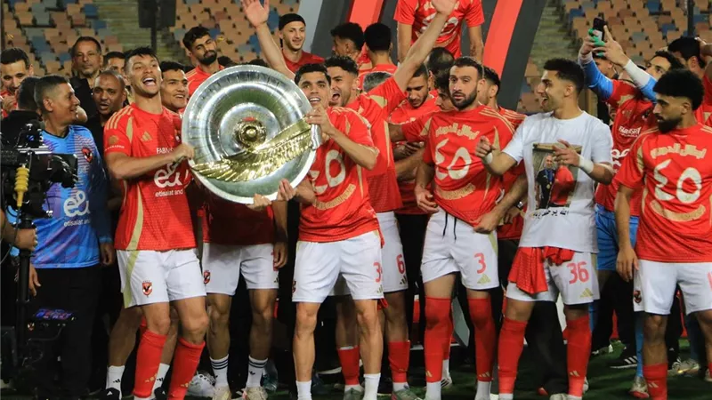 سحب لقب الدوري من الأهلي.. ما موقف الرابطة من تنفيذ القرار المنتظر؟|خاص