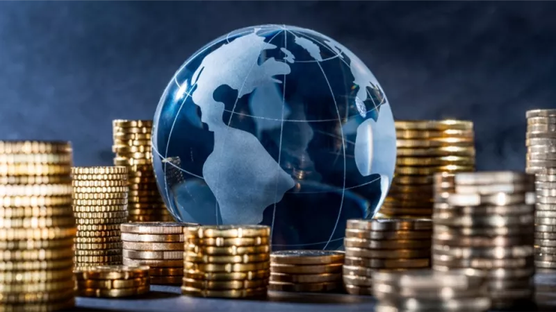 عطلات العام.. ذروة استهلاك عالمي يربح فيها الكبار ويخسر الصغار