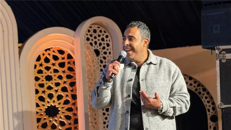 محمد عدوية يتألق بأجمل أغانيه في سهرة رمضانية.. صور 