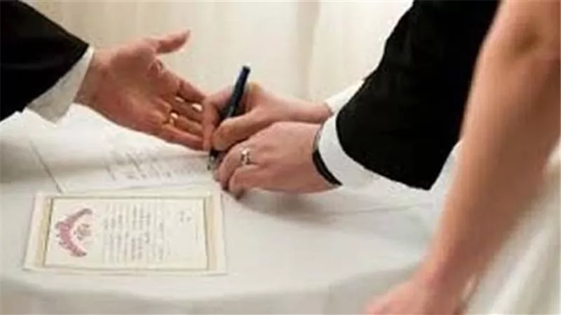 الإفتاء: الزواج من أخت الأخ بالرضاعة جائز إذا لم يجتمعوا على ثدي واحد