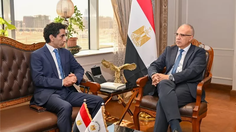 سويلم يبحث استضافة مكتب للشبكة الإسلامية وتدشين 50 بحيرة بسيناء