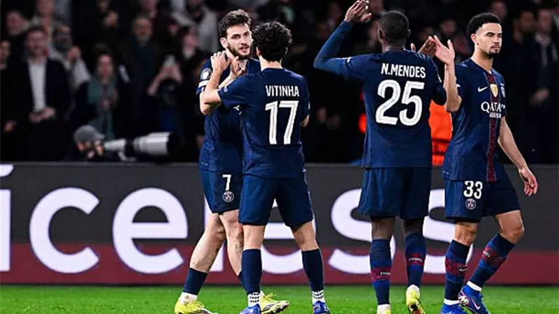 قائمة باريس سان جيرمان ضد ليفربول في إياب دوري أبطال أفريقيا 