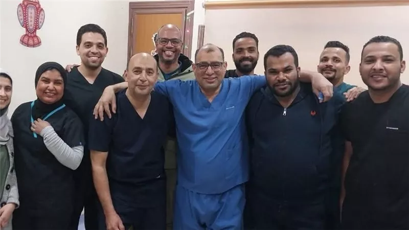 نجاح عمليتين دقيقتين لزراعة منظم قلب دائم في مستشفى قفط التخصصي
