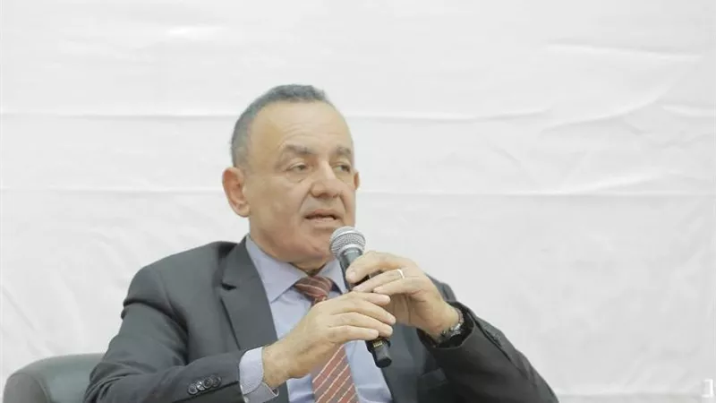 عمرو الشوبكي: تغير هدف الحرب على إيران يزيد المخاطر في المنطقة