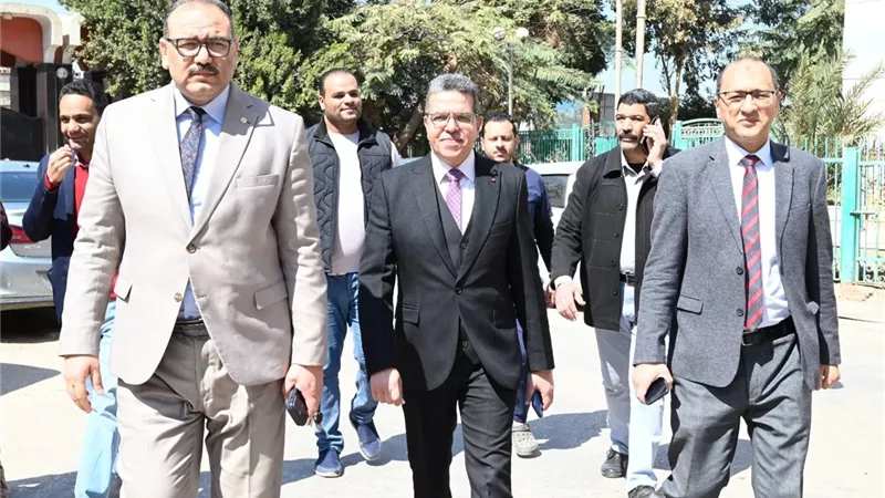 طلاب جامعة سوهاج الأهلية يطلقون مبادرة إنسانية لدعم أطفال مستشفى سوهاج 