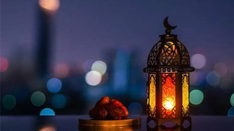 كيف يصنع شهر «رمضان» مجتمعًا أكثر إنسانية؟ الأزهر يوضح