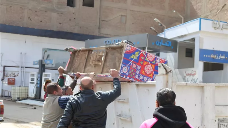 محافظ الجيزة يوجّه بتكثيف حملات مطاردة «الفريزة» ورصد الإشغالات