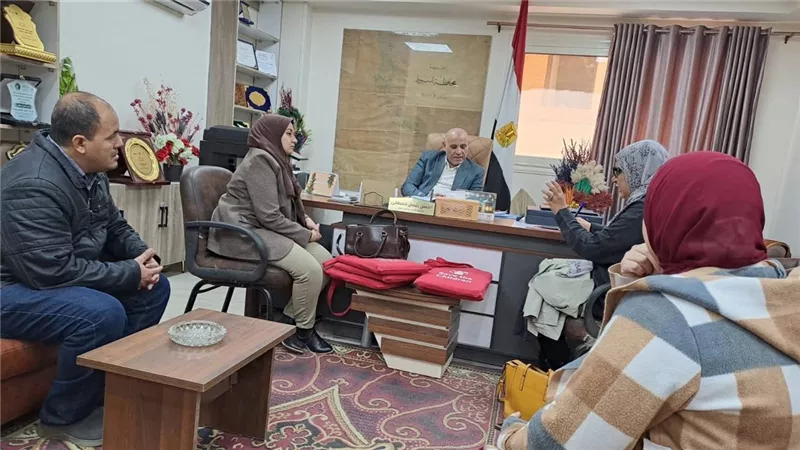 «تضامن أسيوط» و«إنقاذ الطفل» تبحثان تنفيذ مشروع دعم صحة المراهقين
