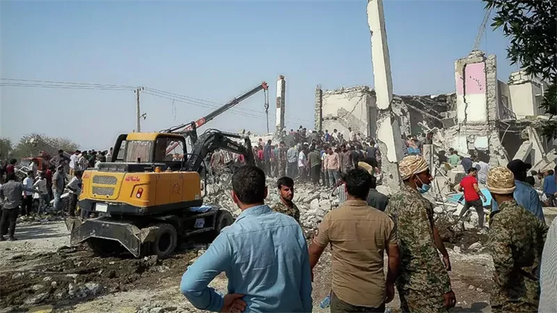 إيران تتوعد بالرد على إسرائيل والولايات المتحدة بشأن الهجوم على مدرسة 