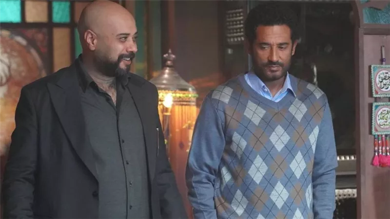 مسلسل إفراج الحلقة 11.. عمرو سعد ينقذ نجله وابنة عمه