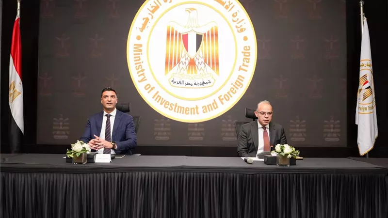 البنوك تتعهد بتأسيس «صناديق استثمار مباشر» متخصصة لدعم القطاع الصناعي  