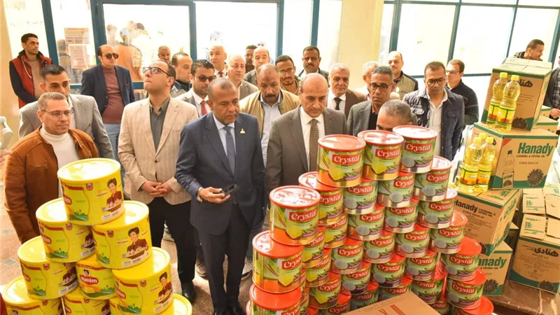 محافظ أسيوط يفتتح معرض أهلاً رمضان بمدينة أسيوط الجديدة.. بتخفيضات 30%