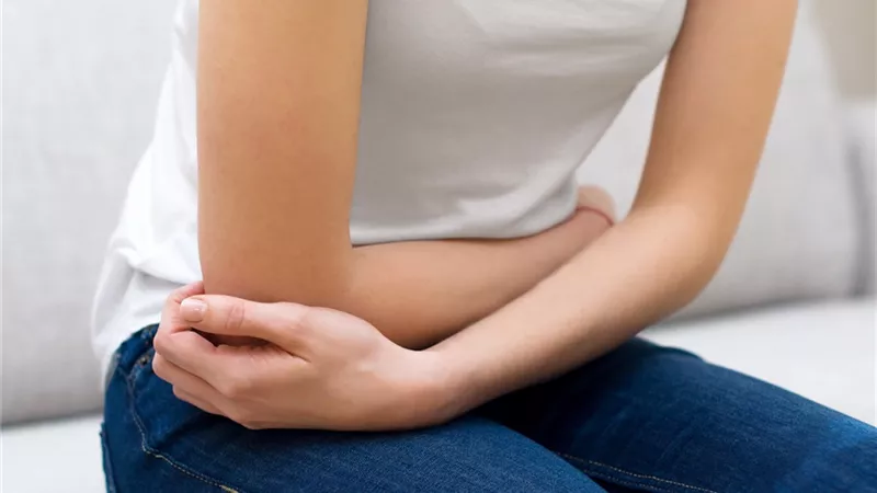 الإكثار من الألياف الأبرز.. كيف نتجنب الإمساك في رمضان؟ 