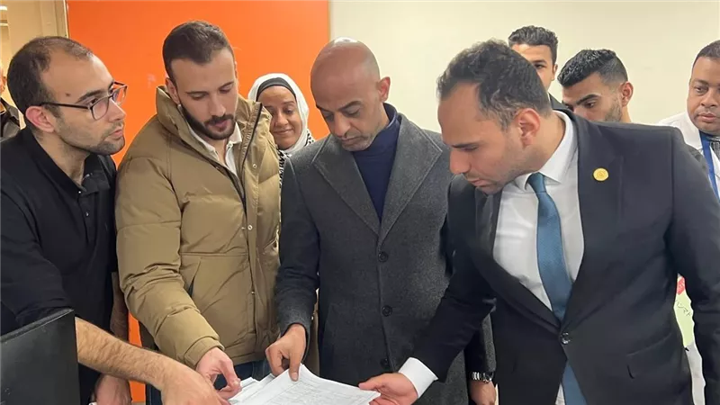 مدير فرع الرعاية الصحية يترأس جولة مفاجئة لمجمع الإسماعيلية الطبي