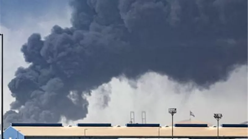 سائحون في الإمارات يروون لحظات الرعب من الصواريخ الإيرانية