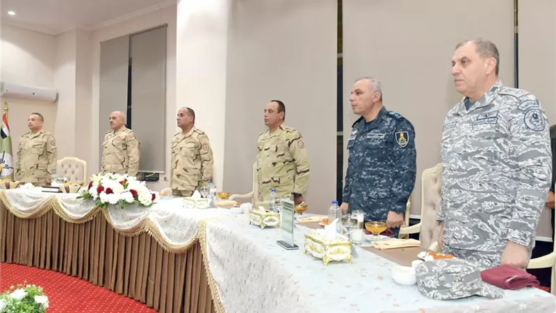 المتحدث العسكري ينشر فيديو تفقد وزير الدفاع جاهزية المنطقة المركزية 