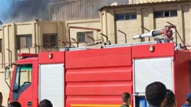 إصابة 3 أشخاص في حريق مطعم بالإسكندرية.. والحماية المدنية تسيطر