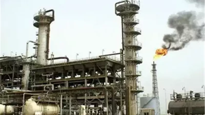 خبير: تصعيد إيران يهدد شرايين الطاقة واقتصادات الخليج ومصر| خاص