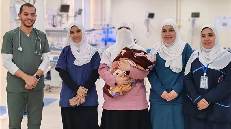 مستشفى العدوة المركزي يعيد الرضيعة «وتين» إلى الحياة