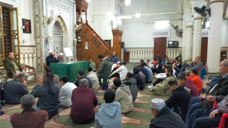 ملتقى الفكر بمسجد ناصر الكبير يحيي ذكرى انتصارات العاشر من رمضان بالفيوم
